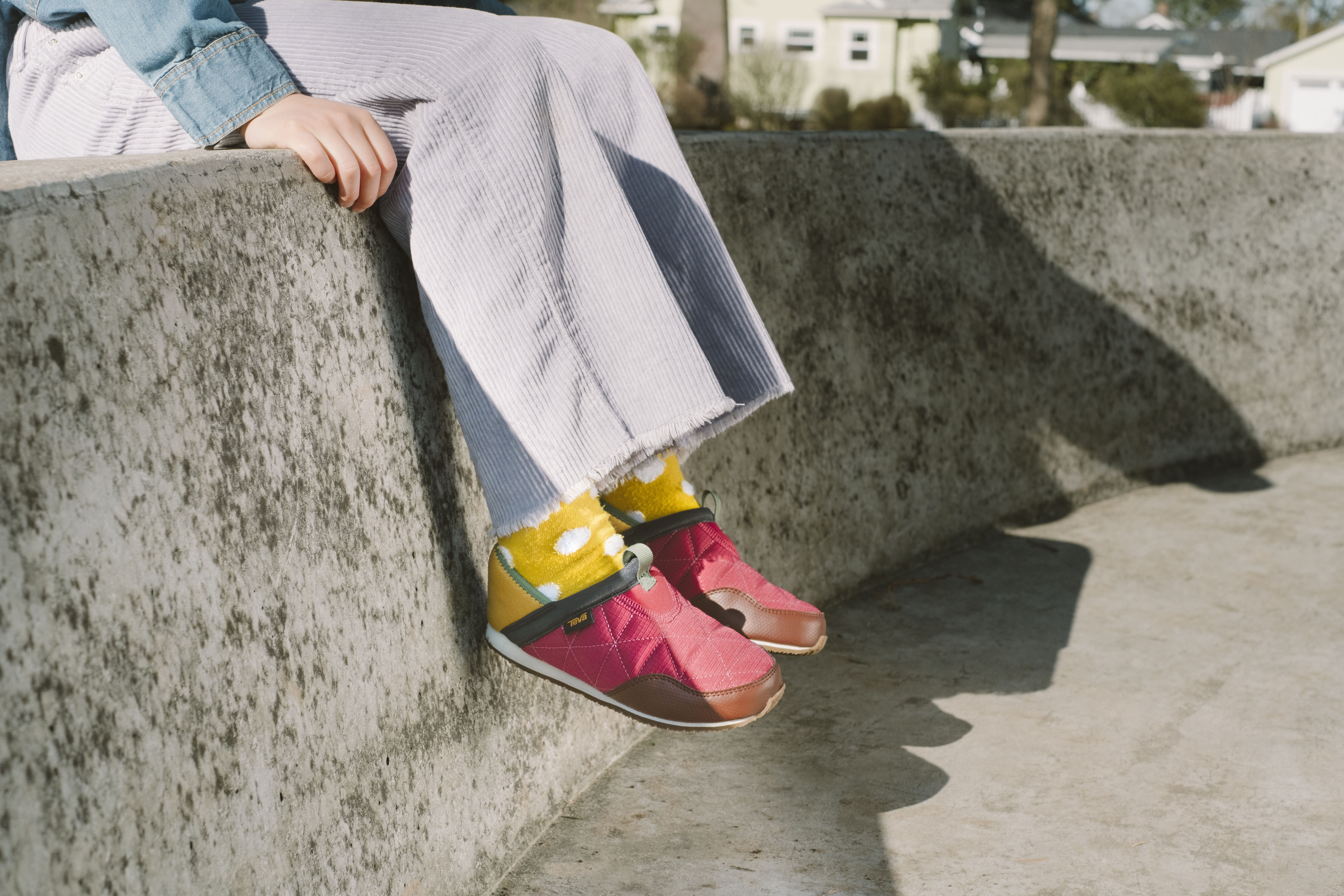 テバ公式 リエンバー Reember c キッズ Teva 公式サイト